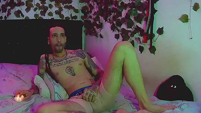 caribbeanlover1 online show from January 13, 2025, 5:33 am