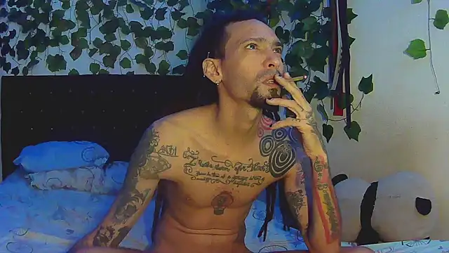 caribbeanlover1 online show from January 29, 2025, 1:38 pm