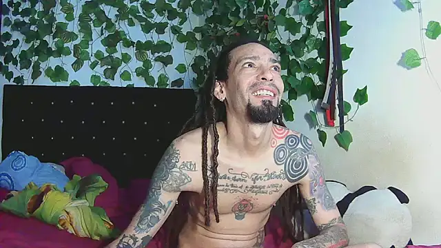 caribbeanlover1 online show from February 24, 2025, 2:04 pm