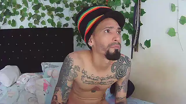 caribbeanlover1 online show from March 18, 2025, 3:53 pm