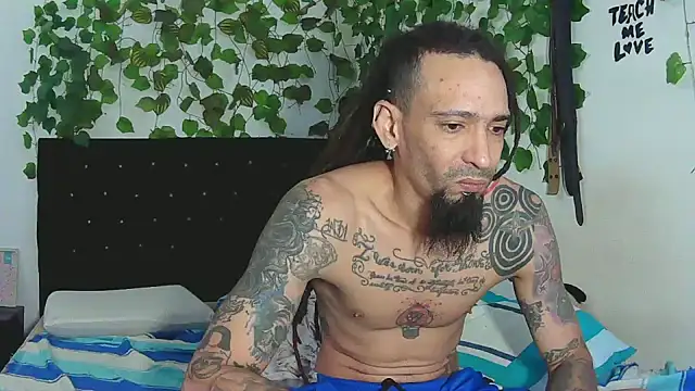 caribbeanlover1 online show from September 28, 2025, 12:10 pm