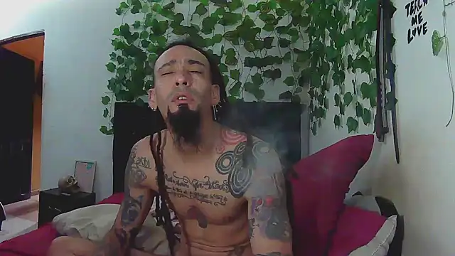 caribbeanlover1 online show from November 11, 2025, 12:27 pm