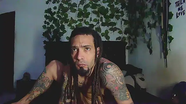 caribbeanlover1 online show from April 18, 2026, 4:44 pm