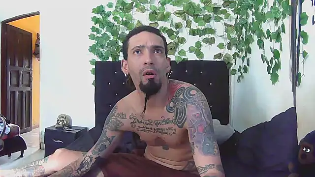 caribbeanlover1 online show from April 20, 2026, 3:48 pm