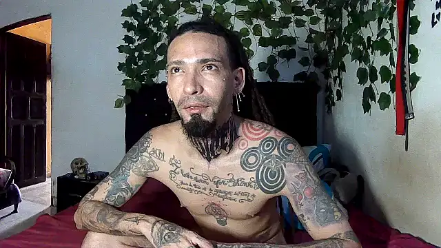 caribbeanlover1 online show from May 12, 2026, 7:55 pm