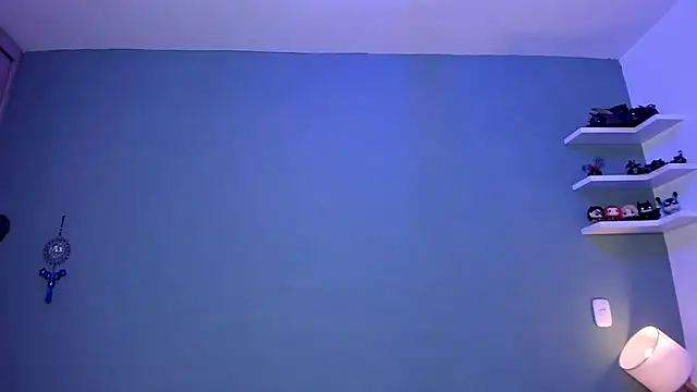 Cassandra Caiin online show from December 18, 2024, 1:15 am