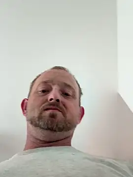 smokeymt420 online show from September 10, 2025, 9:37 pm