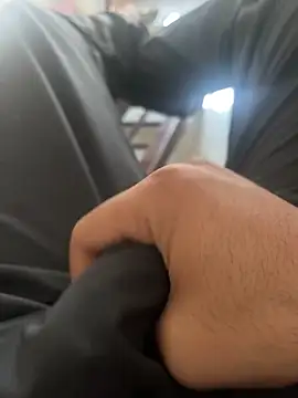 Snapshot of bigshow112 chatting on January 13, 2025, 7:11 am bigshow112 online show from January 13, 2025, 7:11 am