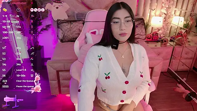 shanon- online show from October 28, 2025, 9:50 pm