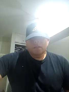 Snapshot of chicoguapo8 chatting on February 22, 2025, 4:40 am chicoguapo8 online show from February 22, 2025, 4:40 am