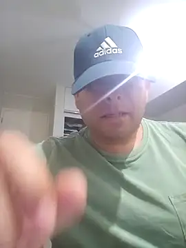 Snapshot of chicoguapo8 chatting on February 23, 2025, 12:08 am chicoguapo8 online show from February 23, 2025, 12:08 am