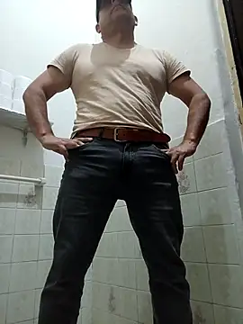 Snapshot of chicoguapo8 chatting on September 26, 2025, 10:30 am chicoguapo8 online show from September 26, 2025, 10:30 am