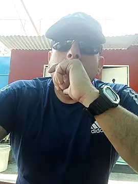 Snapshot of chicoguapo8 chatting on October 4, 2025, 5:11 pm chicoguapo8 online show from October 4, 2025, 5:11 pm