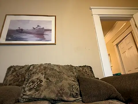 Snapshot of Makeyoucumallover chatting on September 9, 2025, 6:24 am Makeyoucumallover online show from September 9, 2025, 6:24 am