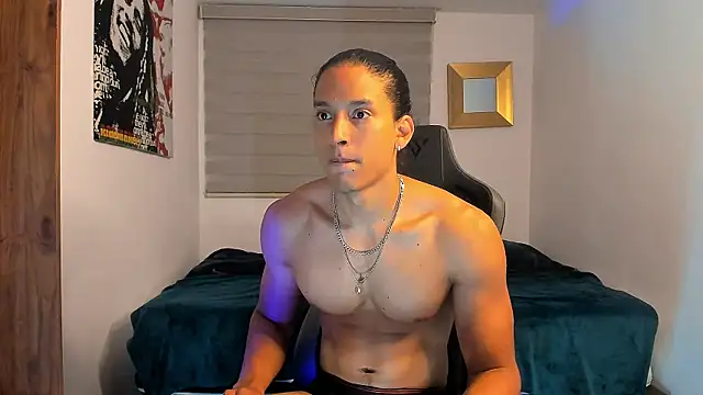 Liam V online show from December 6, 2024, 10:05 am