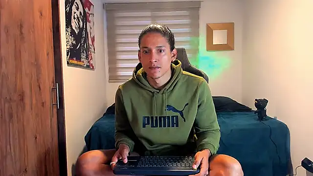 Liam V online show from January 28, 2025, 12:00 pm