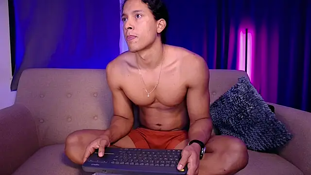 Liam V online show from November 20, 2025, 10:26 am