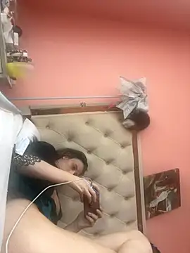 Flossy Vettie online show from October 14, 2025, 1:45 pm