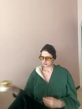 Flossy Vettie online show from April 20, 2026, 11:46 am