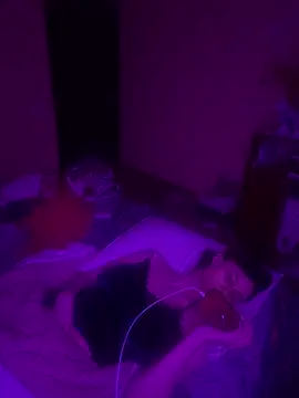 Flossy Vettie online show from April 20, 2026, 11:50 pm