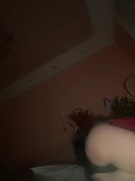 Flossy Vettie online show from April 21, 2026, 1:42 am