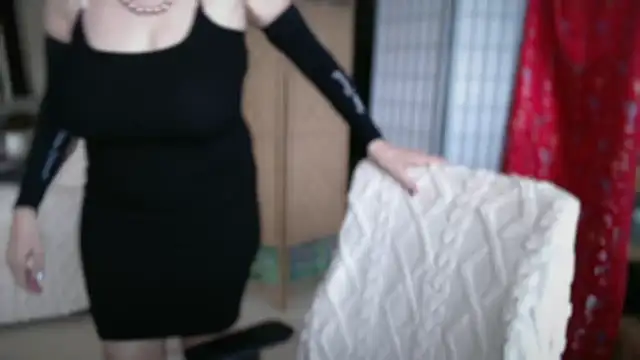 petradaniels online show from April 22, 2026, 10:11 pm