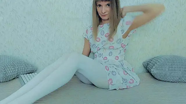 YourCaramel online show from January 22, 2025, 12:38 pm