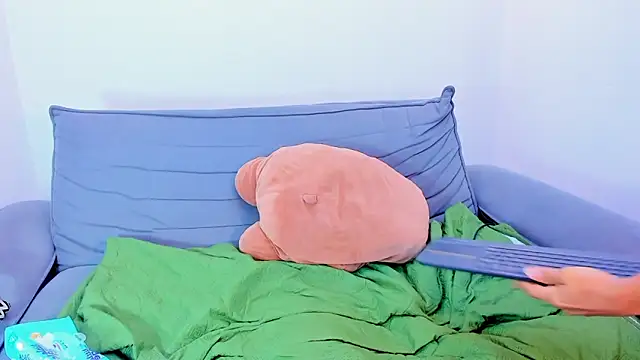 Lu doll online show from March 22, 2025, 6:54 am