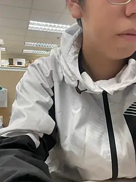 charlie xdd online show from January 3, 2025, 9:15 am