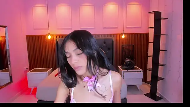 AMELIELEONE online show from November 25, 2025, 12:27 pm