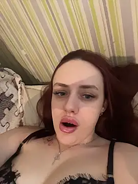 Lisaaan online show from March 3, 2026, 12:22 pm