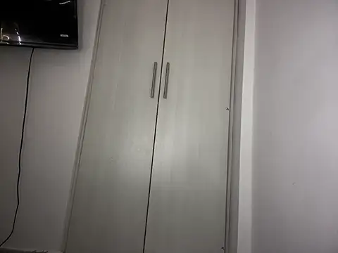 DulceLenns online show from January 12, 2025, 10:01 pm