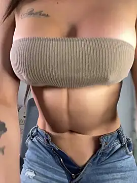 Emmily 19 online show from March 17, 2025, 11:54 pm