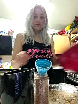 ScarletCallings420 online show from January 6, 2025, 12:27 am