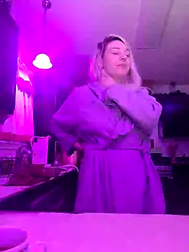 ScarletCallings420 online show from February 22, 2025, 5:02 pm