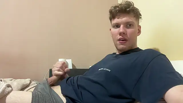 sexybooii6968 online show from March 7, 2026, 9:12 pm