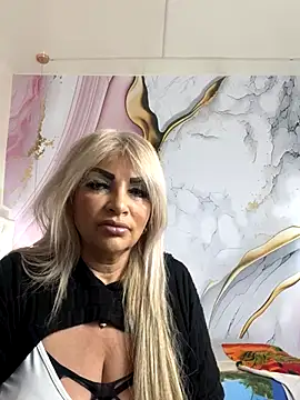 scarlett sexx69 online show from September 24, 2025, 6:44 pm