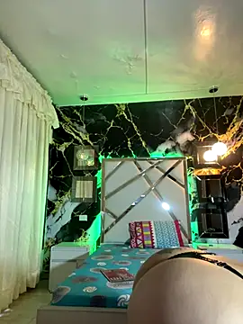 scarlett sexx69 online show from October 1, 2025, 6:47 pm