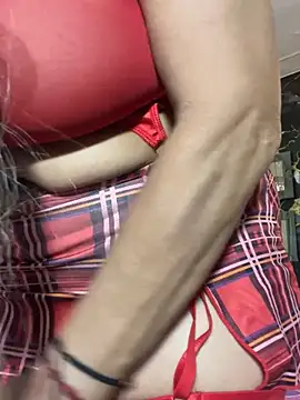 scarlett sexx69 online show from October 9, 2025, 6:39 pm