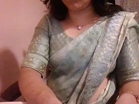 Pinky 4 online show from November 13, 2025, 5:01 pm