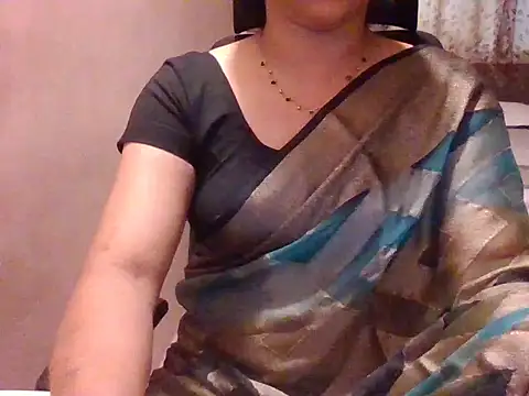 Snapshot of Pinky_4 chatting on July 2, 2026, 10:54 am Pinky 4 online show from July 2, 2026, 10:54 am