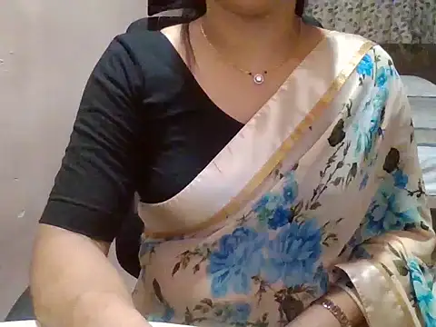 Snapshot of Pinky_4 chatting on July 7, 2026, 11:20 pm Pinky 4 online show from July 7, 2026, 11:20 pm