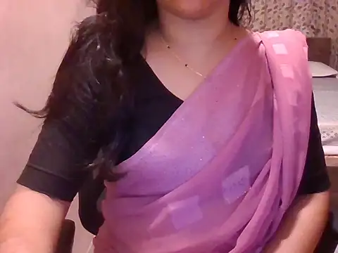 Snapshot of Pinky_4 chatting on July 16, 2026, 11:33 pm Pinky 4 online show from July 16, 2026, 11:33 pm
