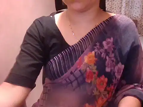 Snapshot of Pinky_4 chatting on July 22, 2026, 10:18 am Pinky 4 online show from July 22, 2026, 10:18 am