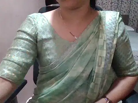 Snapshot of Pinky_4 chatting on July 28, 2026, 11:15 pm Pinky 4 online show from July 28, 2026, 11:15 pm