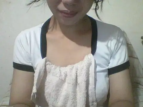 Snapshot of spankmybootyxxx chatting on April 19, 2026, 12:00 am spankmybootyxxx online show from April 19, 2026, 12:00 am