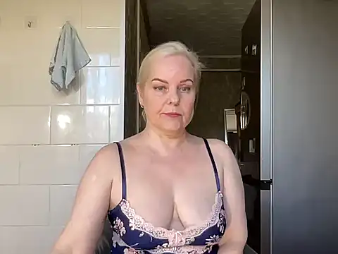 Snapshot of milaja chatting on April 26, 2026, 8:45 am milaja online show from April 26, 2026, 8:45 am