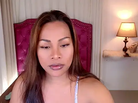 DreamLADYBOY online show from October 9, 2025, 1:03 am