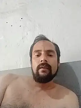 Snapshot of Brhama44 chatting on May 29, 2026, 8:40 pm Brhama44 online show from May 29, 2026, 8:40 pm