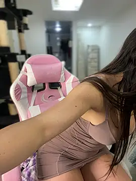 MiaJones21 online show from February 5, 2025, 3:34 am